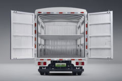 江铃 乐行E路达 果蔬配送版 4.5T 4.2米单排纯电动仓栅式轻卡100.46kWh