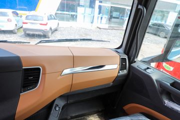 �����ؿ� ����M6000 ݼӢ�� 300���� 4X2 6.85��AMT�Զ�����դʽ�ػ���(����)(SX5189CCYVB481)ͼƬ