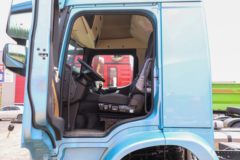 陕汽重卡 德龙M6000 菁英版 300马力 4X2 6.85米AMT自动档仓栅式载货车(国六)(SX5189CCYVB481) 陕汽重卡 德龙M6000 菁英版 300马力 4X2 6.85米AMT自动档仓栅式载货车(国六)(SX5189CCYVB481)