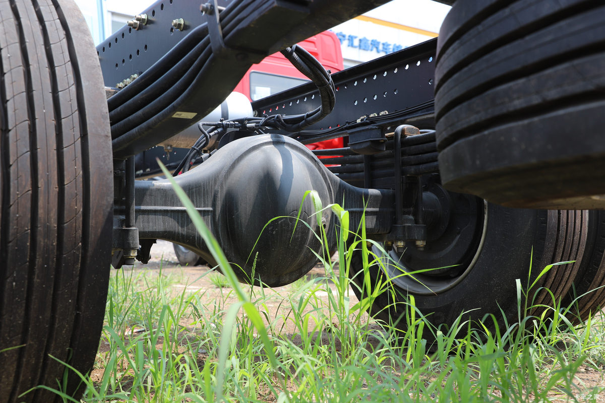ؿ M6000 ݼӢ 300 4X2 6.85AMTԶդʽػ()(SX5189CCYVB481)                                                