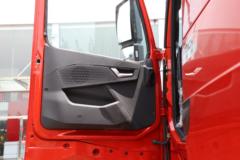 中国重汽 HOWO TH7重卡 530马力 6X4 AMT自动档LNG牵引车(国六)(ZZ4257V384HF1LB)