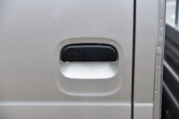 ŷ������ ����F3 1.6L 122���� ���� 2.71��˫������΢��(����)ͼƬ