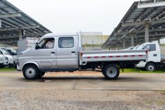 欧铃汽车 锋锐F3 1.6L 122马力 汽油 2.71米双排栏板微卡(国六)(ZB1030DSE1L)