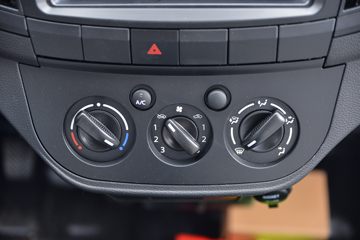 ŷ������ ����F3 1.6L 122���� ���� 2.71��˫������΢��(����)ͼƬ