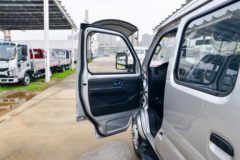 欧铃汽车 锋锐F3 1.6L 122马力 汽油 2.71米双排栏板微卡(国六)(ZB1030DSE1L)