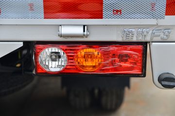 ŷ������ ����F3 1.6L 122���� ���� 2.71��˫������΢��(����)ͼƬ