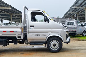 ŷ������ ����F3 1.6L 122���� ���� 3.4�׵�������΢��ͼƬ