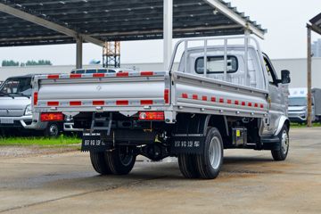 ŷ������ ����F3 1.6L 122���� ���� 3.4�׵�������΢��ͼƬ