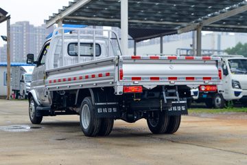 ŷ������ ����F3 1.6L 122���� ���� 3.4�׵�������΢��ͼƬ