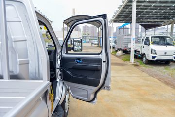 ŷ������ ����F3 1.6L 122���� ���� 3.4�׵�������΢��ͼƬ