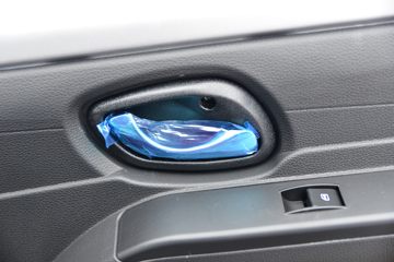 ŷ������ ����F3 1.6L 122���� ���� 3.4�׵�������΢��ͼƬ