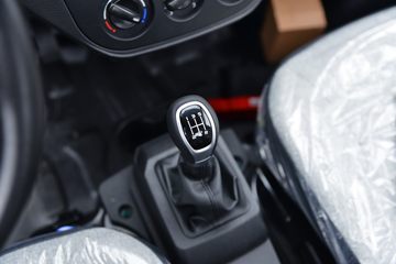 ŷ������ ����F3 1.6L 122���� ���� 3.4�׵�������΢��ͼƬ