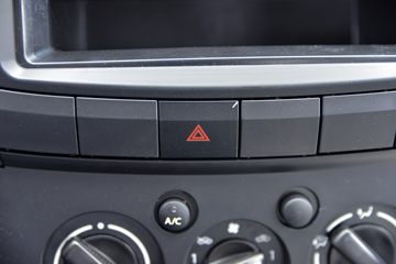 ŷ������ ����F3 1.6L 122���� ���� 3.4�׵�������΢��ͼƬ