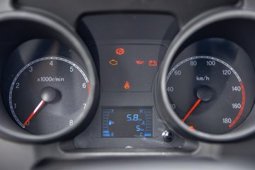 ŷ������ ����F3 1.6L 122���� ���� 3.4�׵�������΢��ͼƬ