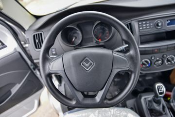 ŷ������ ����F3 1.6L 122���� ���� 3.4�׵�������΢��ͼƬ