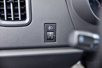 ŷ������ ����F3 1.6L 122���� ���� 3.4�׵�������΢��ͼƬ