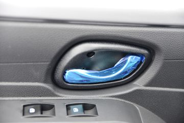 ŷ������ ����F3 1.6L 122���� ���� 3.4�׵�������΢��ͼƬ