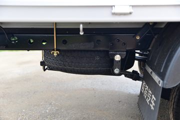 ŷ������ ����F3 1.6L 122���� ���� 3.4�׵�������΢��ͼƬ