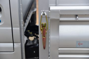 ŷ������ ����F3 1.6L 122���� ���� 3.4�׵�������΢��ͼƬ