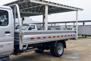 ŷ������ ����F3 1.6L 122���� ���� 3.4�׵�������΢��ͼƬ