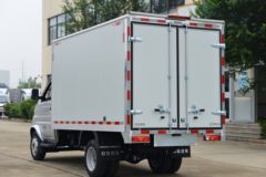 欧铃汽车 锋锐F3 1.6L 122马力 汽油 3.4米单排厢式微卡(ZB5036XXYDDD3LA)