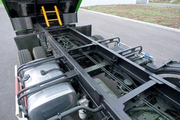 �ൺ��� JK6 ��׼�� 350���� 8X4 ��ж��ͼƬ