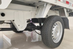 金杯 金卡S2 1.6L 123马力 汽油 2.51米双排栏板微卡(国六)(JKC1022S6L7)