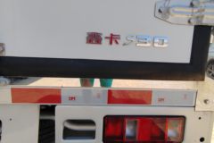 金杯 金卡S30 1.6L 123马力 汽油 4X2 3.115米冷藏车(JKC5032XLCD6L0)