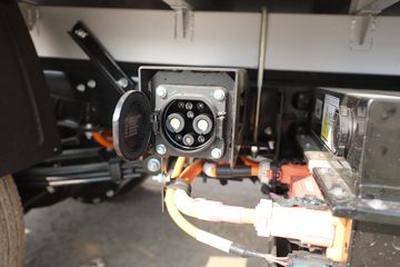 Զ F3E ʰ 3.5T 3.7׵Ŵ綯ʽ΢(JGL5037XXYBEVM1)55.7kWhͼƬ