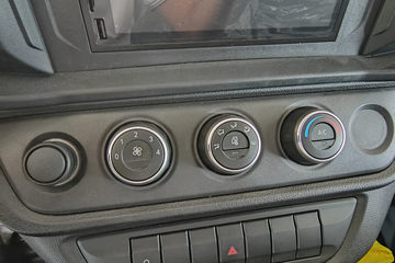 �ɵ�EF3 3.5T 4.01�׵��Ŵ��綯��դʽС��55.7kWhͼƬ