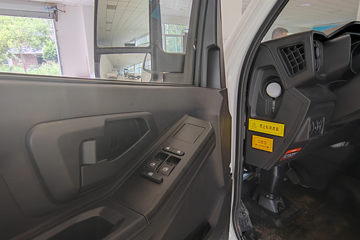 �ɵ�EF3 3.5T 4.01�׵��Ŵ��綯��դʽС��55.7kWhͼƬ