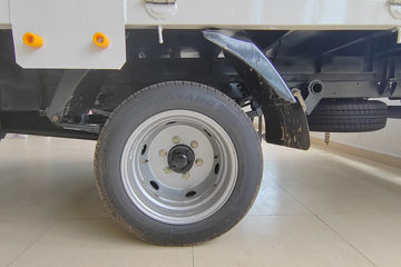�ɵ�EF3 3.5T 4.01�׵��Ŵ��綯��դʽС��55.7kWhͼƬ