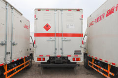 江铃 顺达窄体 122马力 4X2 4.21米易燃气体厢式运输车(JX5044XRQXG26)