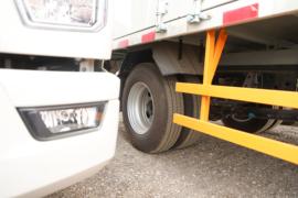 顺达窄体&nbsp;爆破器材运输车底盘图片