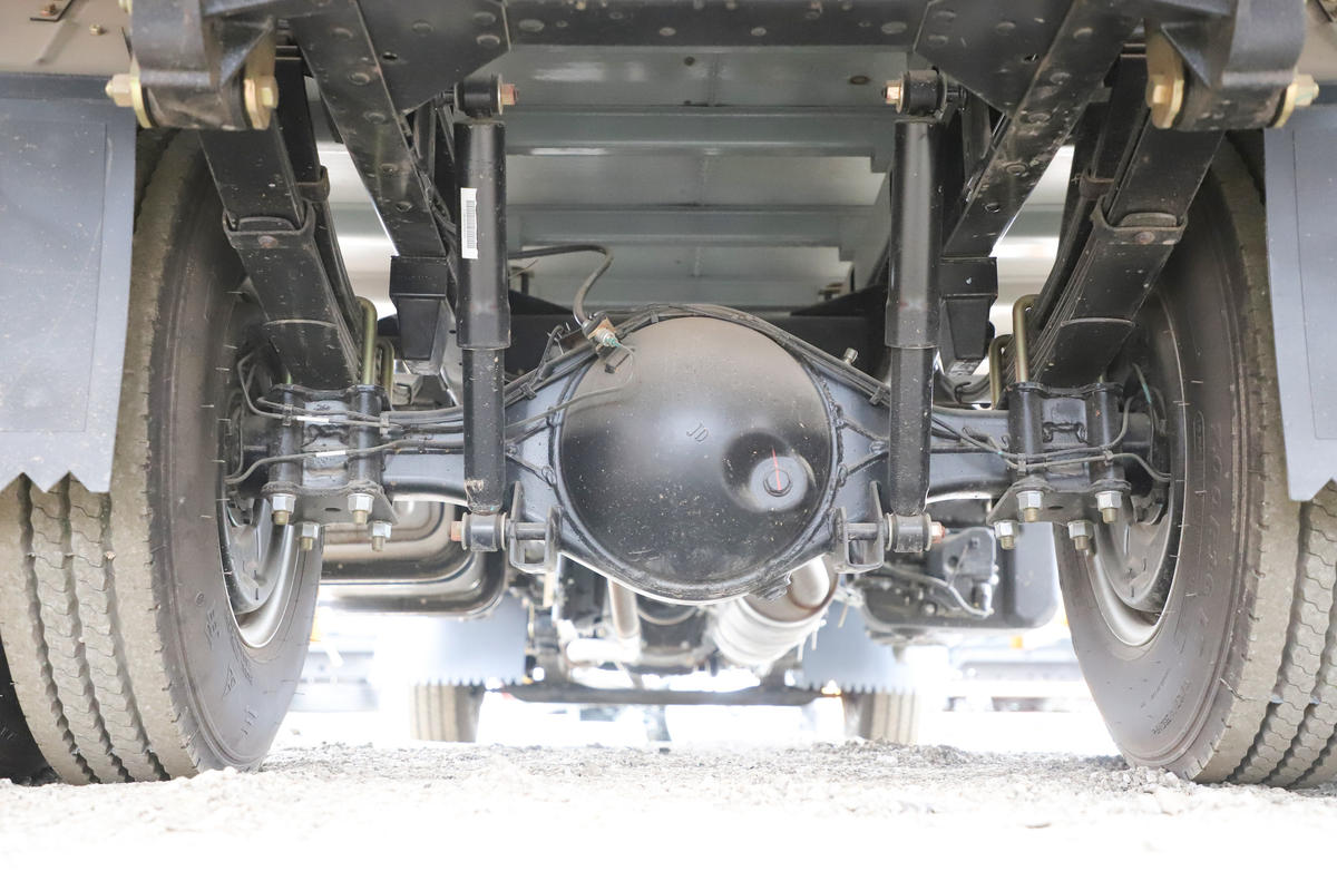 ���� ˳��խ�� 122���� 4X2 4.21����ȼ������ʽ���䳵(JX5044XRQXG26)����