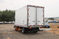 江铃 凯运蓝鲸 146马力 4X2 4.02米冷藏车(JX5044XLCTGA26)