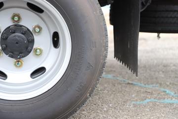 ���� �������� 146���� 4X2 4.02����س�ͼƬ