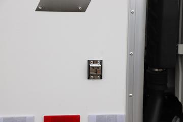 ���� �������� 146���� 4X2 4.02����س�ͼƬ