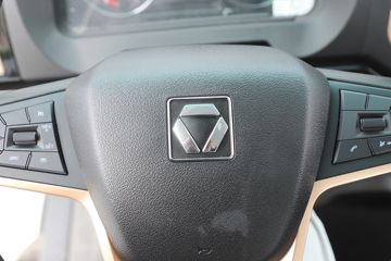 �칤�Ῠ ���� ��ʡ�� 132���� 4.15�׵�����ʽ�Ῠ(����)(XGA5043XXYD6EA)ͼƬ