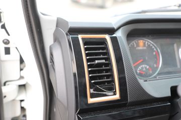 �칤�Ῠ ���� ��ʡ�� 132���� 4.15�׵�����ʽ�Ῠ(����)(XGA5043XXYD6EA)ͼƬ