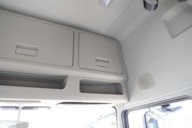 多利卡D12&nbsp;载货车驾驶室                                               图片