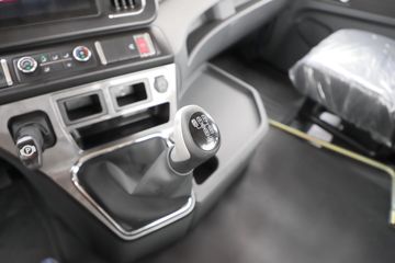 ���� ������D12 260���� 4X2 9.6����������ʽ�ػ���(����)(EQ5182XYKL9CDKAC)ͼƬ