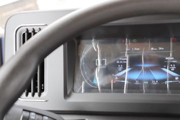 ���� ������D12 260���� 4X2 9.6����������ʽ�ػ���(����)(EQ5182XYKL9CDKAC)ͼƬ