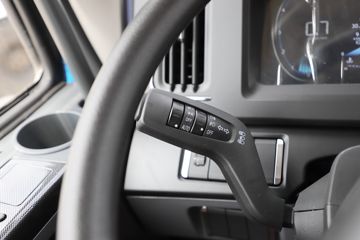 ���� ������D12 260���� 4X2 9.6����������ʽ�ػ���(����)(EQ5182XYKL9CDKAC)ͼƬ