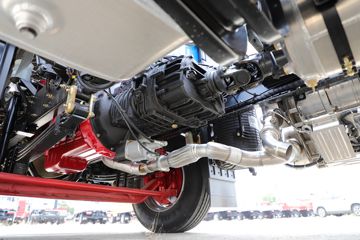 ���� ������D12 260���� 4X2 9.6����������ʽ�ػ���(����)(EQ5182XYKL9CDKAC)ͼƬ