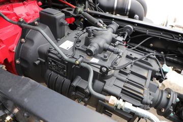 ���� ������D12 260���� 4X2 9.6����������ʽ�ػ���(����)(EQ5182XYKL9CDKAC)ͼƬ