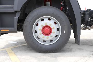 ���� ������D12 260���� 4X2 9.6����������ʽ�ػ���(����)(EQ5182XYKL9CDKAC)ͼƬ