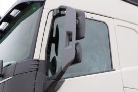 沃尔沃新FH&nbsp;牵引车外观                                                图片