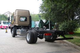 奥铃大黄蜂&nbsp;载货车外观                                                图片