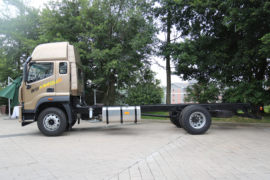 奥铃大黄蜂&nbsp;载货车外观                                                图片